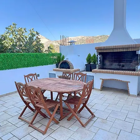 Matouli Retreat Filotion