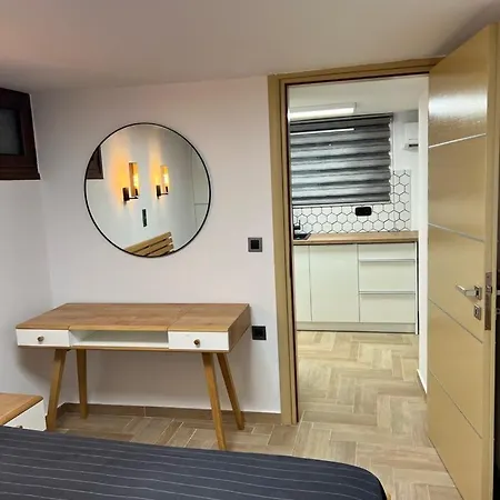 Апартаменты Matouli Retreat *